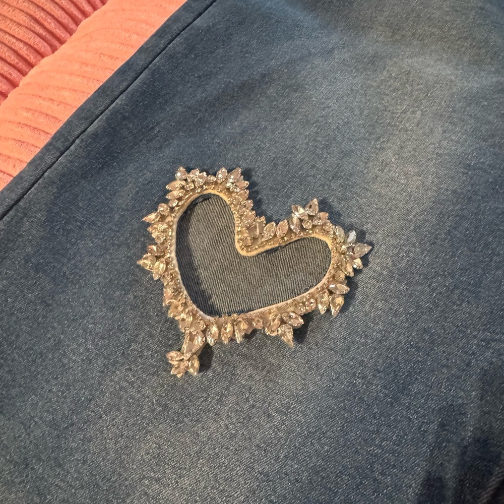 Heart Cut Out Rhinestone Jeans - Picture 4 of 7